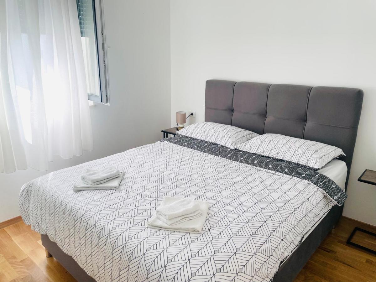 Apartment Diana Zara Parking Free Zadar Exterior foto